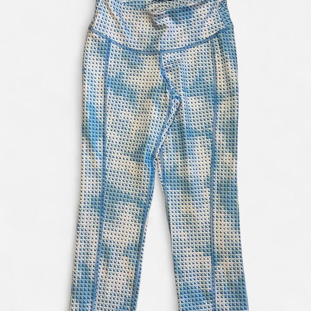 Old Navy Active cropped capri length leggings